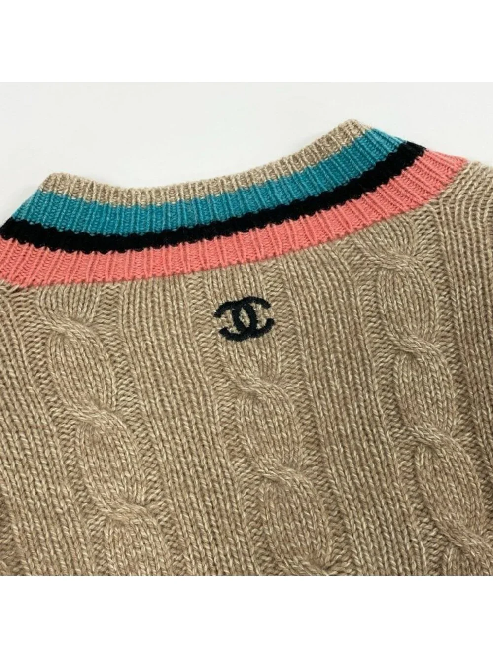 CHANEL brand color